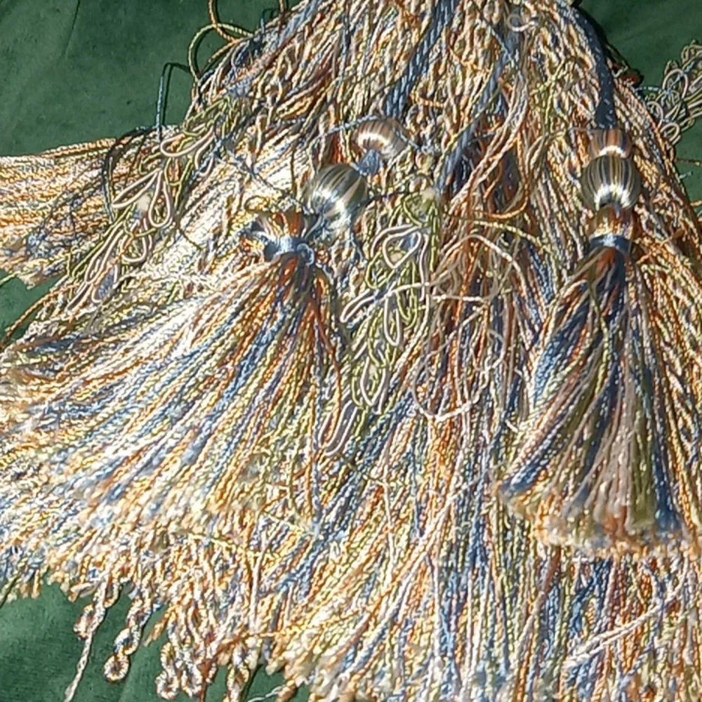 Very Beautiful Large Tassel Curtain Tie Back